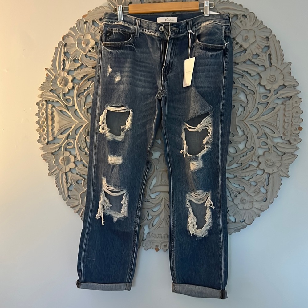 Boyfriend jeans, Kancan size 9/28. Dark and distressed